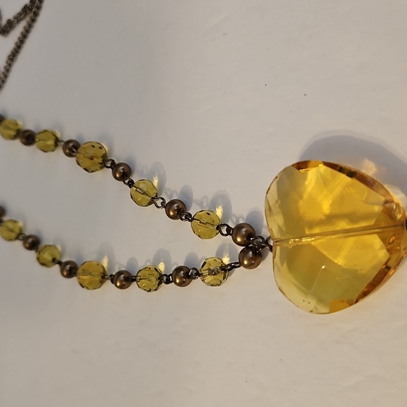 Cut Gold Crystal Large Heart on Goldtone Crystal & Faux Pearl 30" Chain - Picture 6 of 6